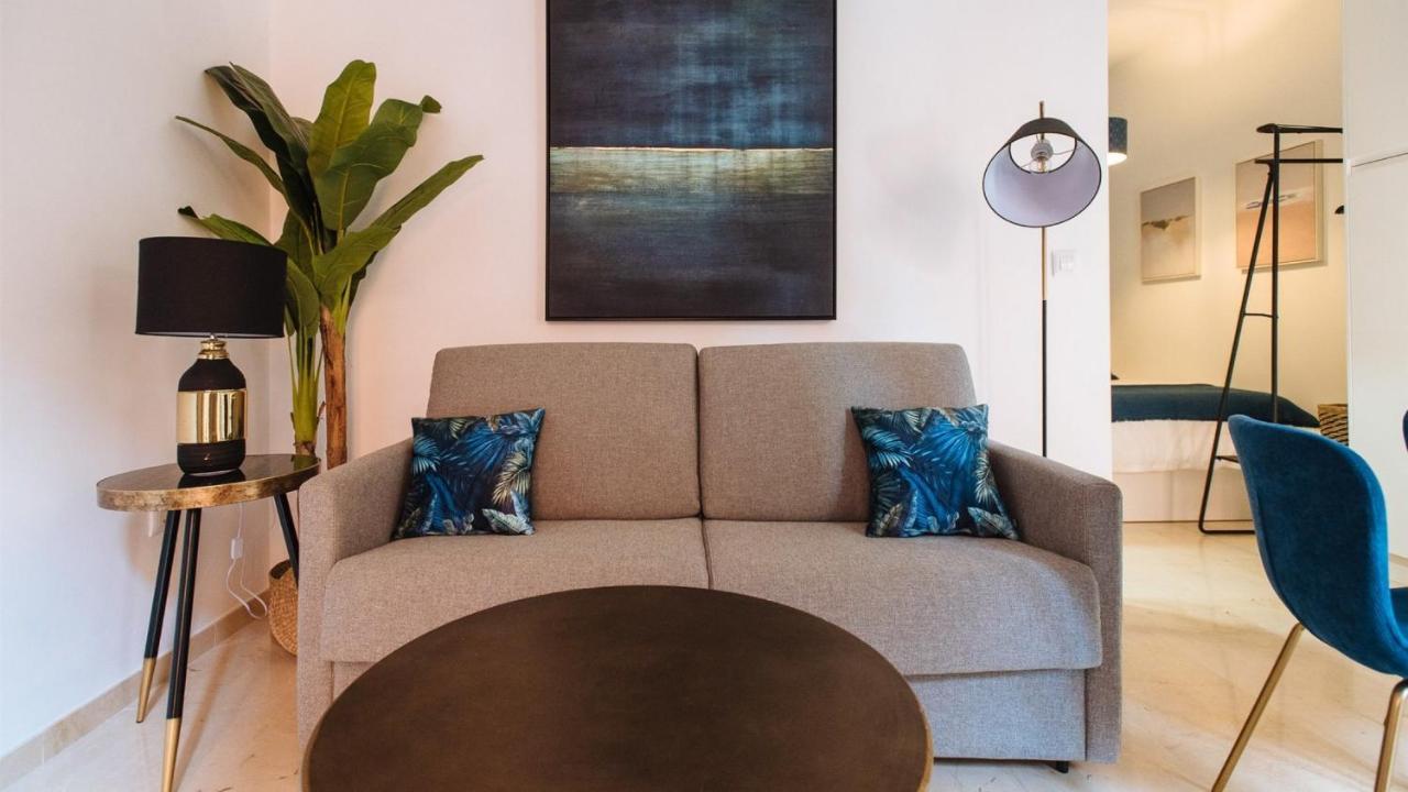 Chiqui And Vicente Suite Apartments เซบีญา ภายนอก รูปภาพ