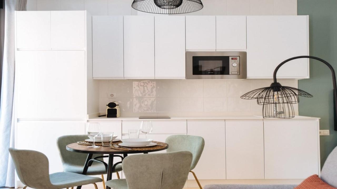 Chiqui And Vicente Suite Apartments เซบีญา ภายนอก รูปภาพ